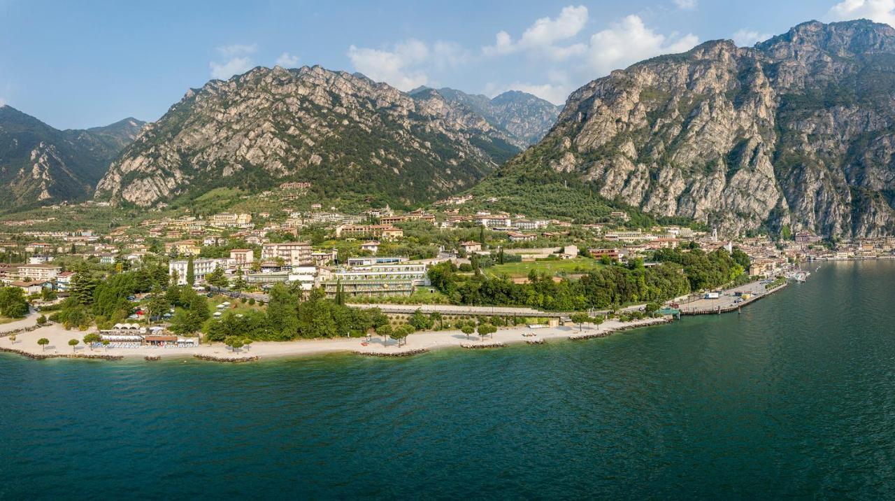 Hotel Garda Bellevue Limone sul Garda Exterior photo