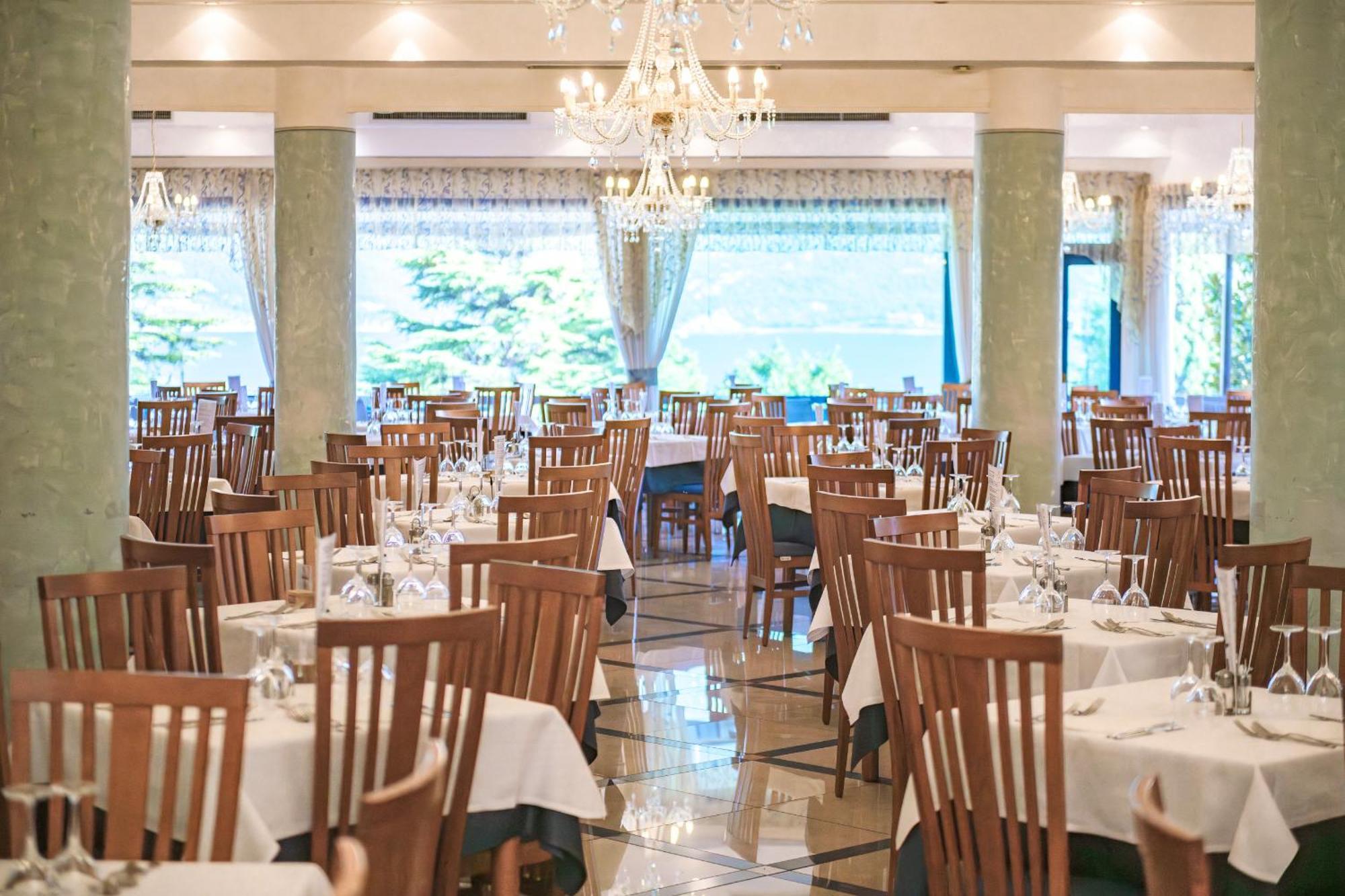Hotel Garda Bellevue Limone sul Garda Exterior photo